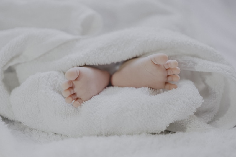 Várandósan fellépő hátfájás: okok és enyhítés